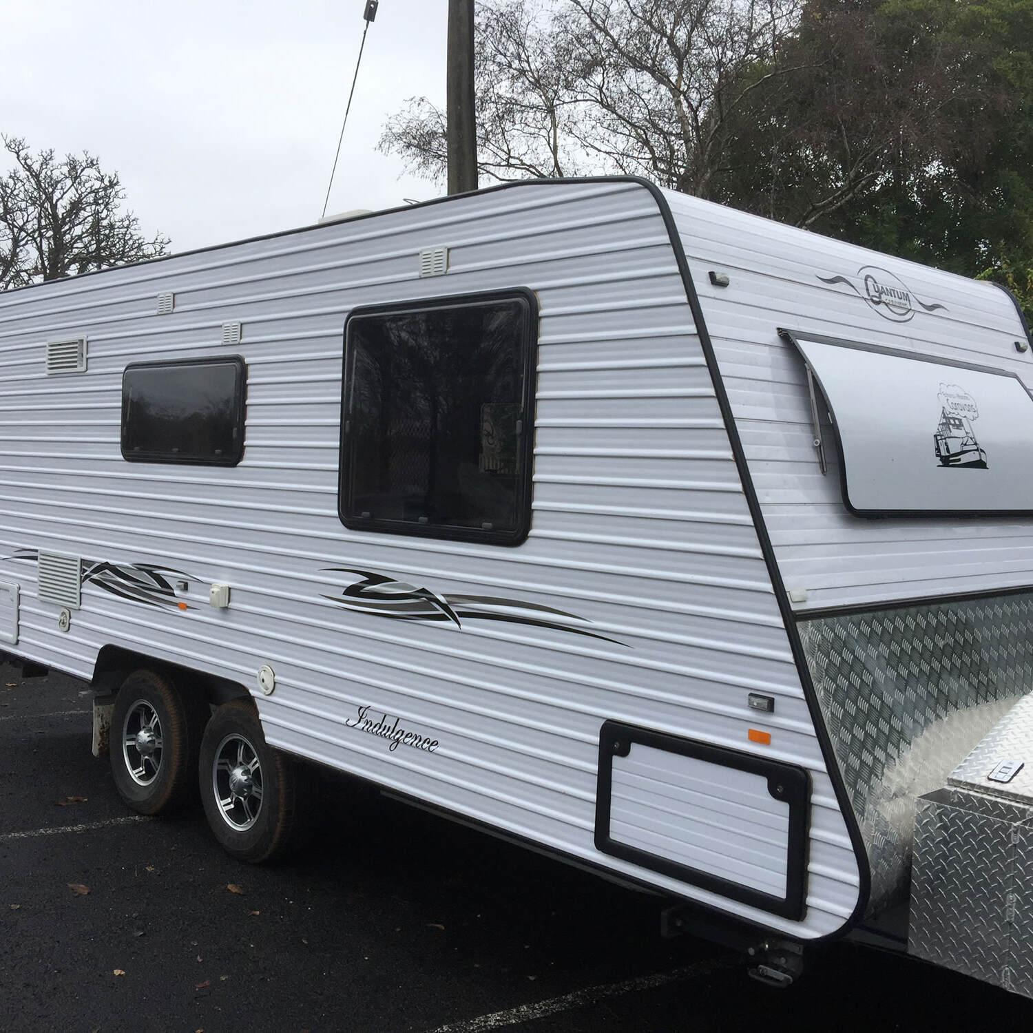 Caravan repairs RV repairs Caravan servicing and maintenance