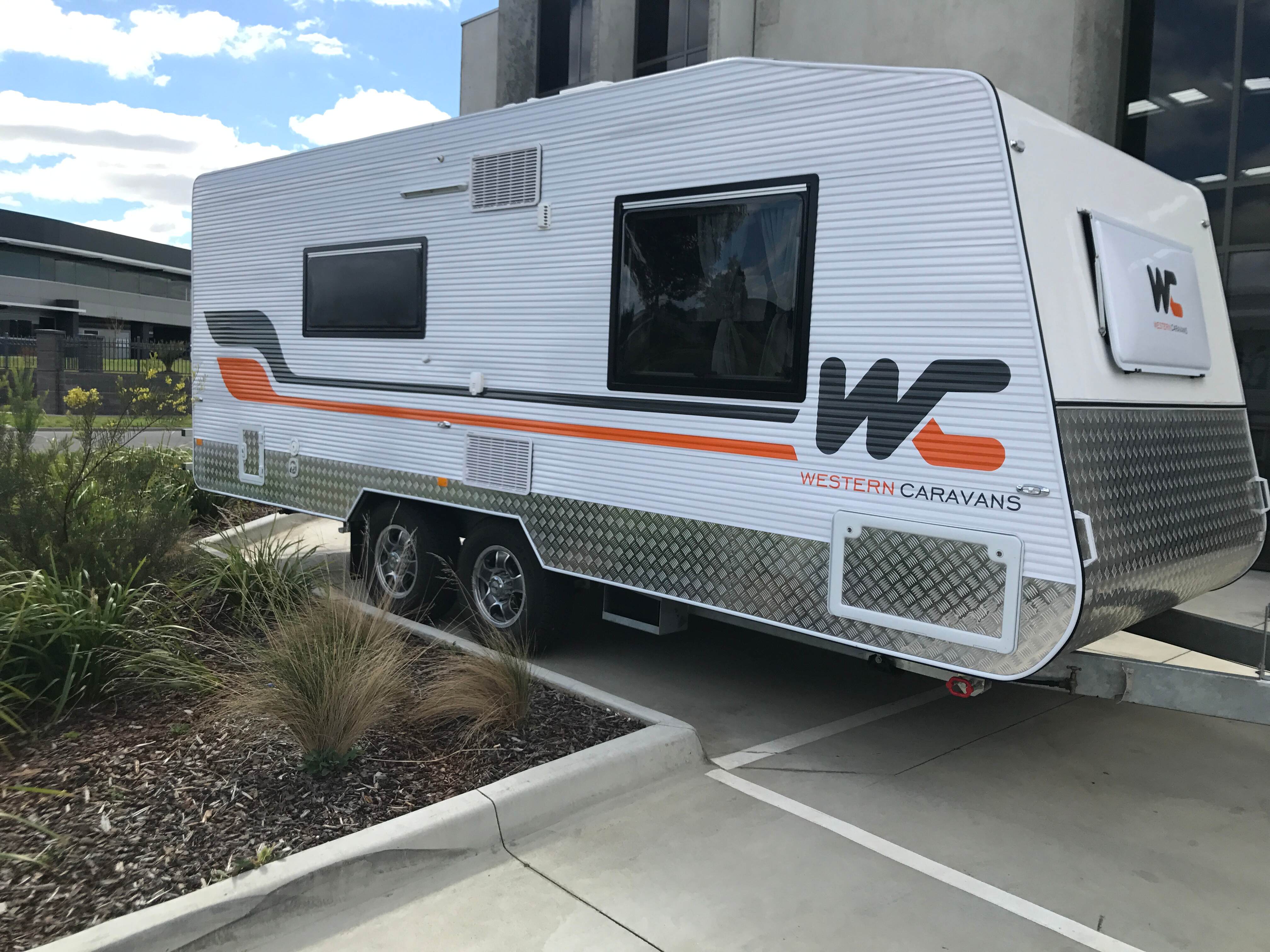 Caravan repairs RV repairs Caravan servicing and maintenance